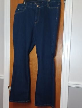 Jennifer Lopez Sz.16WS Bootcut Jeans.  Dark Indigo.  EUC!Rise 11".L.30.5.W.37".